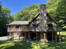 Gorgeous 4,432 Square Foot – 5 bedroom, 3 bath Log Home in the Heart of Manchester and the Green Mountains!