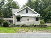 Investment Opportunity: Duplex in Prime Location $130,000