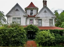 Inside The Abandoned Georgia House Where History Was Made