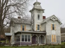 Wow! Over One Acre Abandoned 1865 Mansion in Virginia