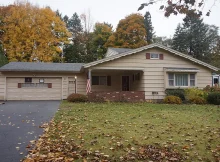 Spacious Split-Level Home in Prime Location $179,500