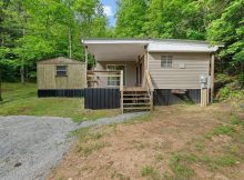 Scenic Cabin for Sale in Tallmansville, West Virginia